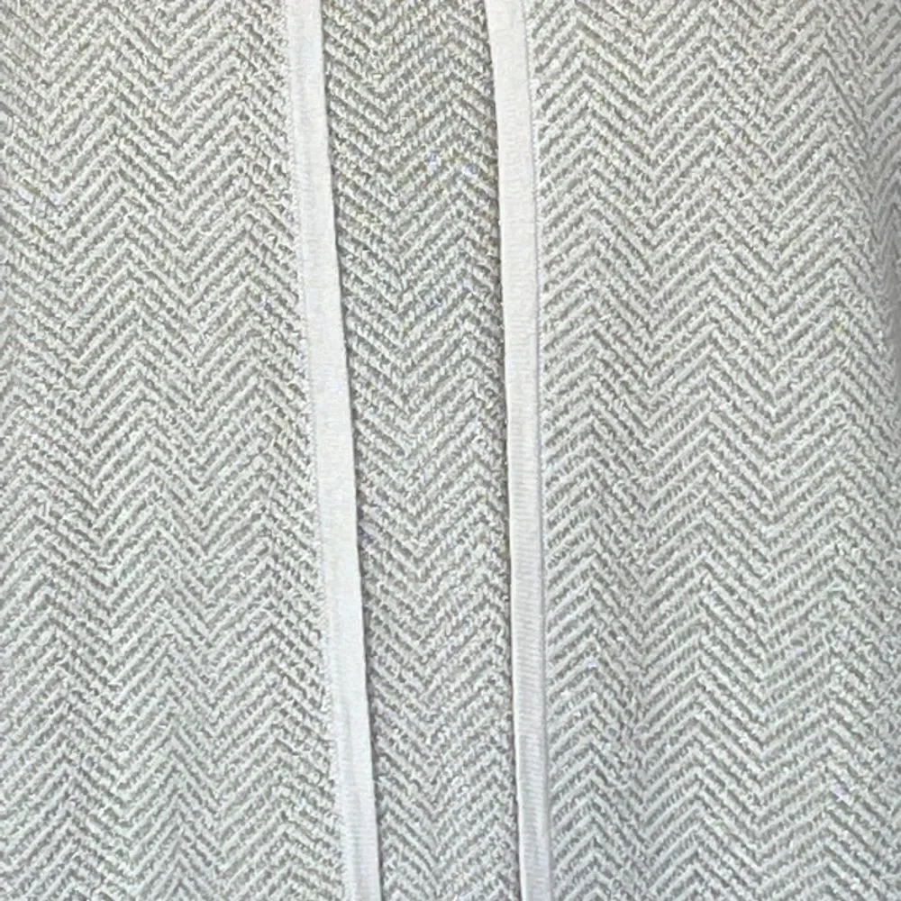 620 - 2 PIECE COORDINATED SWEATER SET, XL, by PRESTON & YORK‎